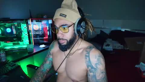 Snapshot of mrjacksonsplayroom chatting on February 14, 2026, 3:14 am X TeamTJackson tnacamgirls online show from February 14, 2026, 3:14 am