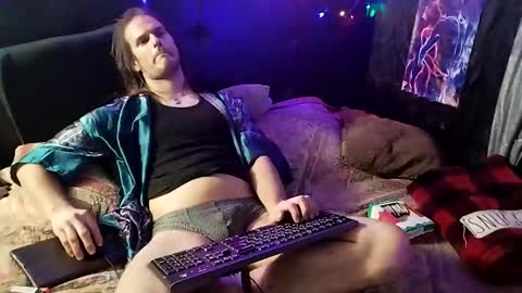 Snapshot of mrkinksized chatting on January 14, 2025, 11:31 am MrKinkSized online show from January 14, 2025, 11:31 am