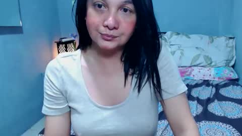 Snapshot of mrladybunnycock chatting on December 29, 2024, 12:09 am mrladybunnycock online show from December 29, 2024, 12:09 am