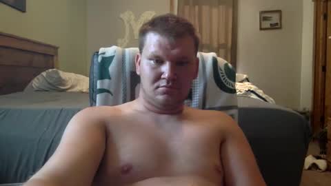 mrlongm8 online show from September 30, 2025, 3:28 pm