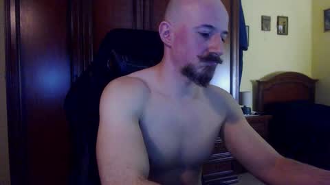 Snapshot of mrman0223 chatting on December 18, 2025, 1:50 pm Antony online show from December 18, 2025, 1:50 pm