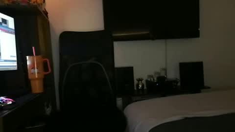 Snapshot of mrmiss_dannys chatting on March 4, 2025, 3:11 am mrmiss_dannys online show from March 4, 2025, 3:11 am