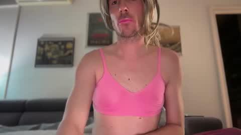 TaleOfLaura online show from March 1, 2026, 12:01 am