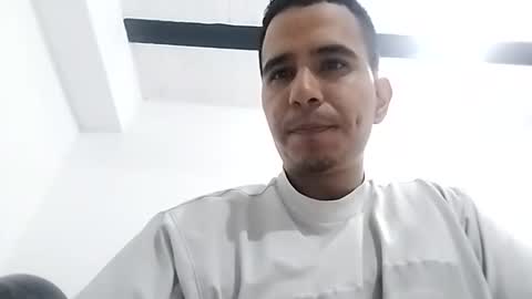 Snapshot of mrpassion3 chatting on February 8, 2026, 3:32 am mrpassion3 online show from February 8, 2026, 3:32 am