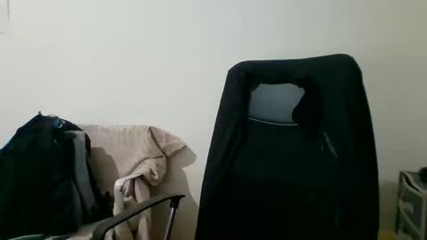 Mrralph online show from December 14, 2025, 3:39 pm