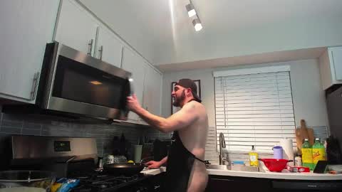 Snapshot of mrricomustachio chatting on February 5, 2025, 3:34 am Rico online show from February 5, 2025, 3:34 am