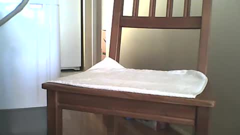 Snapshot of mrroarke chatting on December 3, 2024, 9:12 pm Longshot online show from December 3, 2024, 9:12 pm