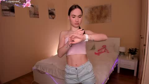 Snapshot of mrs_youwant chatting on March 23, 2026, 12:53 pm Mia online show from March 23, 2026, 12:53 pm