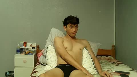 Snapshot of mrshawn95 chatting on March 9, 2025, 6:11 pm shawn online show from March 9, 2025, 6:11 pm