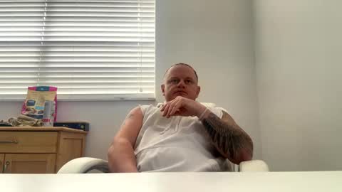 Snapshot of mrthick954 chatting on December 9, 2024, 7:18 pm mrthick954 online show from December 9, 2024, 7:18 pm
