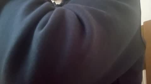 Snapshot of mrtributer2026 chatting on January 15, 2026, 11:26 am mrtributer2026 online show from January 15, 2026, 11:26 am