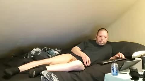 Snapshot of mrxhere chatting on February 17, 2025, 3:42 pm mrxhere online show from February 17, 2025, 3:42 pm