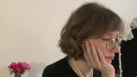 Snapshot of ms_christiana chatting on April 28, 2026, 5:07 pm ms_christiana online show from April 28, 2026, 5:07 pm