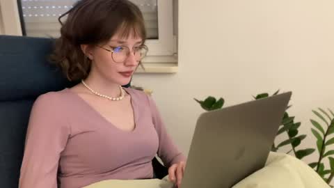 Snapshot of ms_christiana chatting on April 30, 2026, 4:57 pm ms_christiana online show from April 30, 2026, 4:57 pm