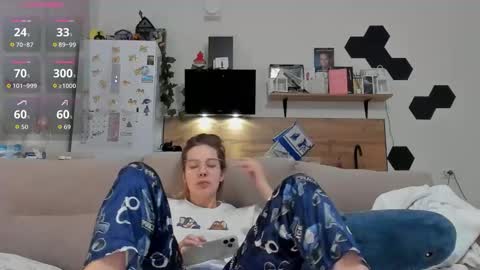 Snapshot of ms_foryou chatting on December 20, 2025, 3:13 am Ms ForYOU online show from December 20, 2025, 3:13 am