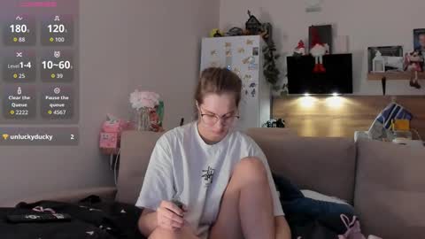 Snapshot of ms_foryou chatting on February 1, 2026, 12:53 am Ms ForYOU online show from February 1, 2026, 12:53 am