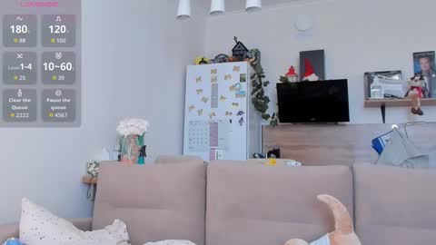 Snapshot of ms_foryou chatting on February 20, 2026, 4:20 am Ms ForYOU online show from February 20, 2026, 4:20 am