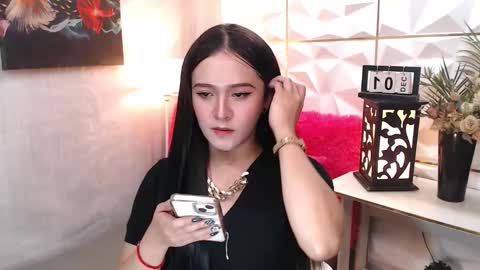 Ash online show from December 1, 2025, 7:08 pm