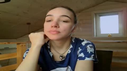 Snapshot of ms_sophiee chatting on March 6, 2025, 8:19 am ms_sophiee online show from March 6, 2025, 8:19 am