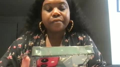 Snapshot of msjonemillion chatting on December 2, 2025, 1:11 am Chocolate Candy Stick online show from December 2, 2025, 1:11 am