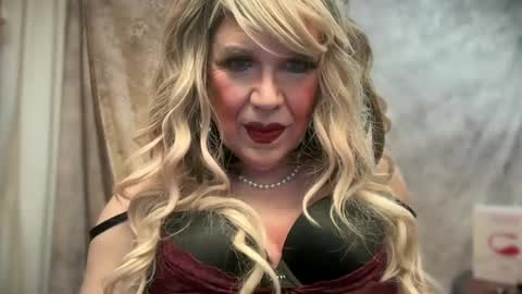 mskarentoy online show from January 19, 2025, 4:22 am