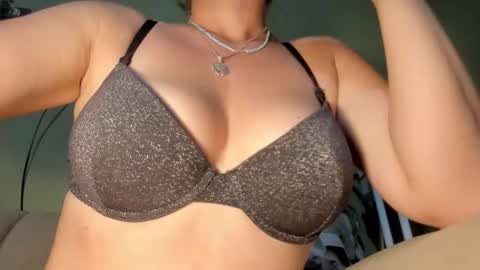 MsPurrfectLove online show from March 1, 2025, 2:04 am