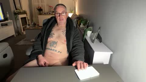 mtb1697 online show from January 17, 2026, 11:08 pm