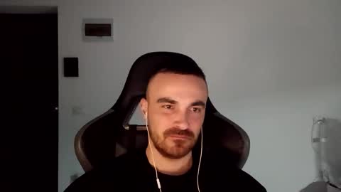 Victor online show from January 7, 2025, 8:21 pm