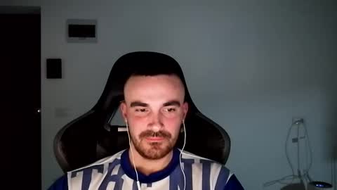 Victor online show from January 27, 2025, 7:56 pm