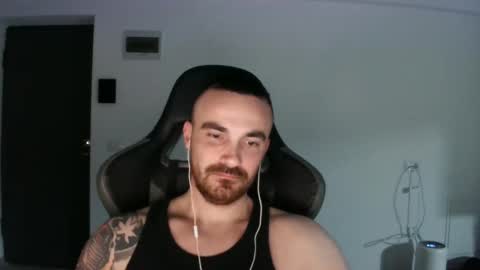 Victor online show from February 2, 2025, 7:14 pm