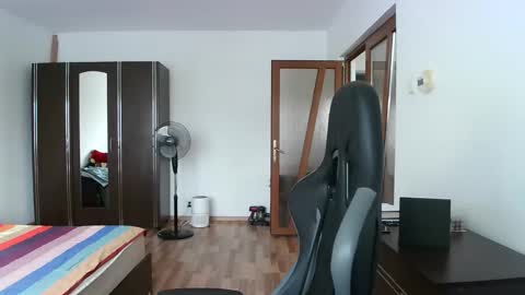 Victor online show from September 15, 2025, 10:04 am