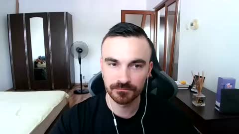 Snapshot of mu5clemania chatting on June 28, 2026, 2:45 pm Victor online show from June 28, 2026, 2:45 pm