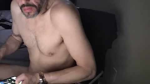 Muffdiver online show from February 15, 2025, 9:49 am