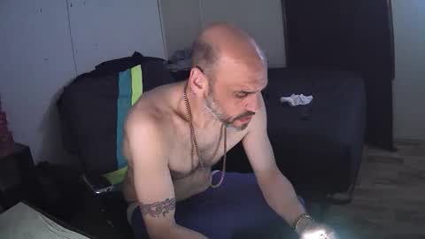 Muffdiver online show from March 21, 2026, 7:24 am