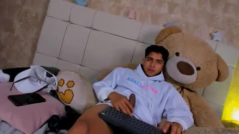 muichiro tokito1 online show from December 23, 2024, 11:25 am