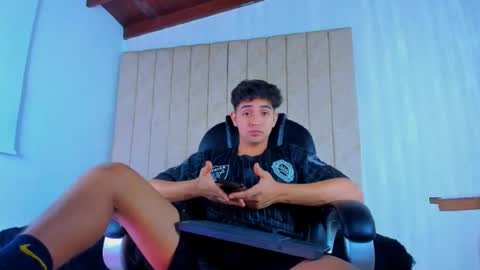 muichiro tokito1 online show from March 7, 2025, 4:13 am