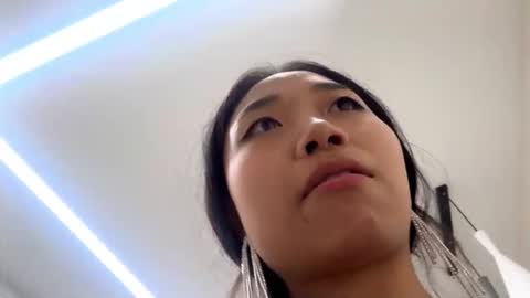 Snapshot of muiklecha chatting on February 27, 2026, 10:59 am Mia online show from February 27, 2026, 10:59 am