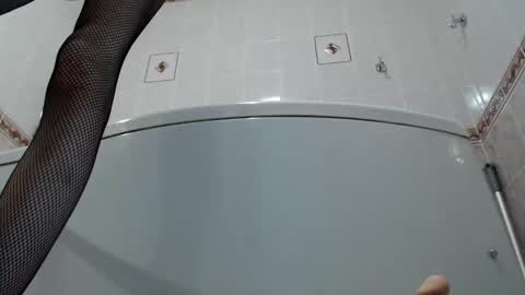 Snapshot of mullty chatting on January 10, 2025, 1:53 am Mullty online show from January 10, 2025, 1:53 am