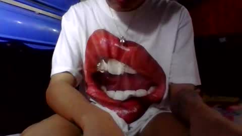 Snapshot of multicummerts chatting on October 13, 2025, 5:18 am multicummerts online show from October 13, 2025, 5:18 am