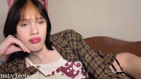 Snapshot of mun_poli chatting on May 12, 2026, 6:16 pm Polik online show from May 12, 2026, 6:16 pm