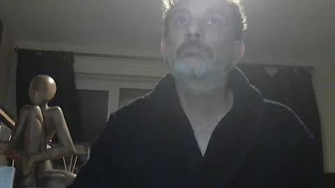 munch10 online show from February 9, 2025, 10:21 pm