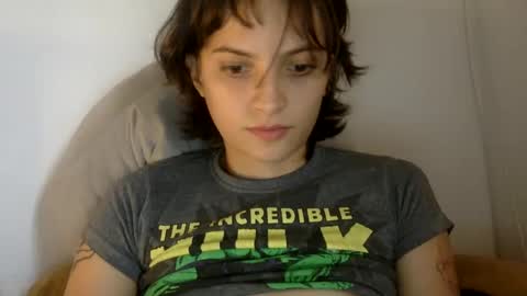 Snapshot of munchi_ chatting on December 5, 2024, 8:55 pm   online show from December 5, 2024, 8:55 pm