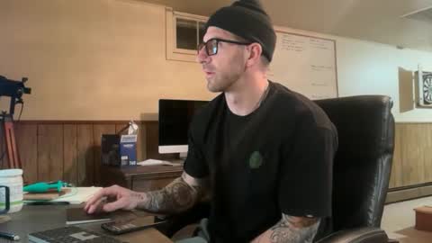 murdockjones7989 online show from February 15, 2026, 10:47 am