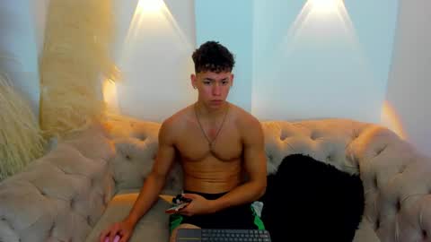 myke online show from December 6, 2024, 6:06 pm