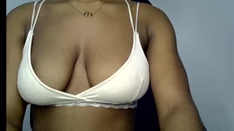 muscle_queen0 online show from January 18, 2026, 11:19 pm