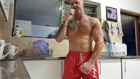 Snapshot of muscledaddy69s chatting on April 6, 2026, 4:32 am muscledaddy69s online show from April 6, 2026, 4:32 am