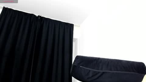 MuscleMonster31 online show from November 13, 2025, 6:12 am