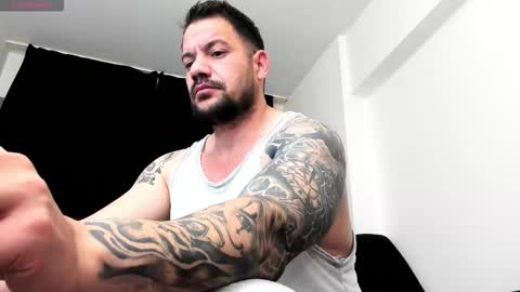 MuscleMonster31 online show from December 21, 2025, 11:56 pm