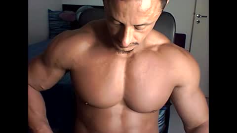 Snapshot of muscleoss chatting on September 9, 2025, 2:00 am muscleoss online show from September 9, 2025, 2:00 am