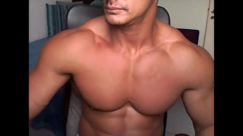 Snapshot of muscleoss chatting on September 22, 2025, 3:47 pm muscleoss online show from September 22, 2025, 3:47 pm
